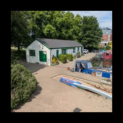 Dog Grooming School for Bromsgrove